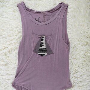 Ponovena hand-sown body suit